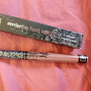 Kat von D sanctuary matte sexy lip gloss